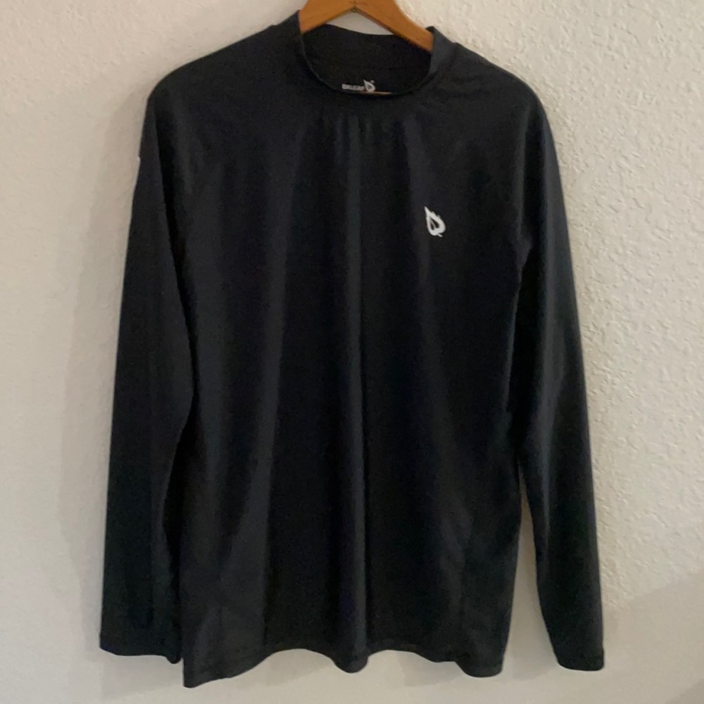 Baleaf Men’s Long Sleeve Shirt Black.
